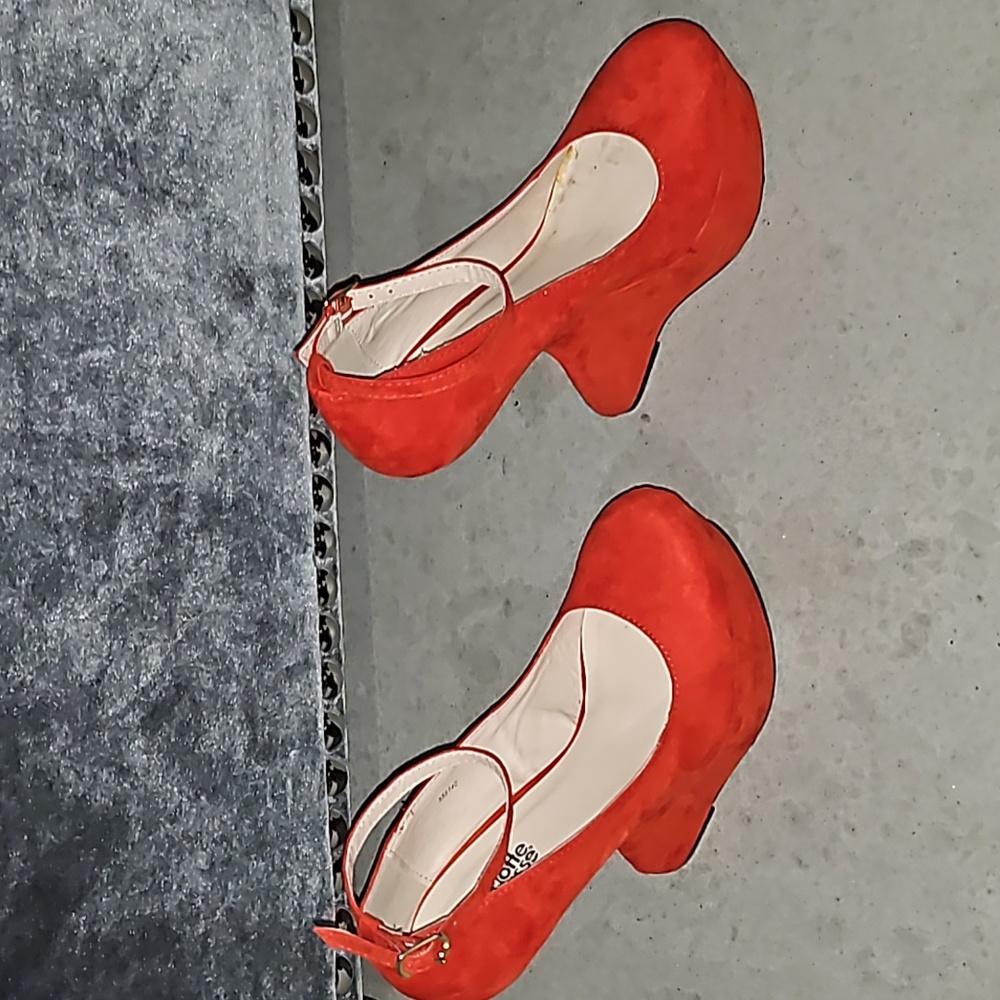 Unique Tomato Red Suede Ankle Strap Closed Unique Heels Shoes size 6